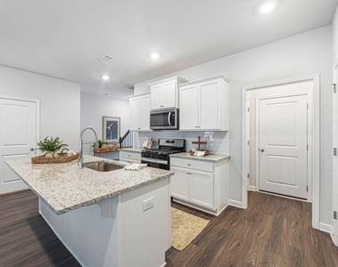 1585 Monfort Road - Photo Thumbnail 2