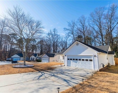 199 Amelia Creek Way - Photo Thumbnail 10