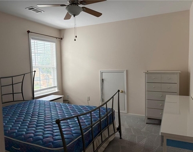 12835 Morningpark Circle - Photo Thumbnail 22