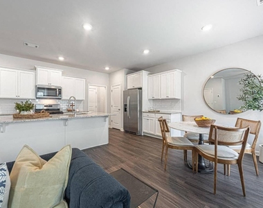 1585 Monfort Road - Photo Thumbnail 4