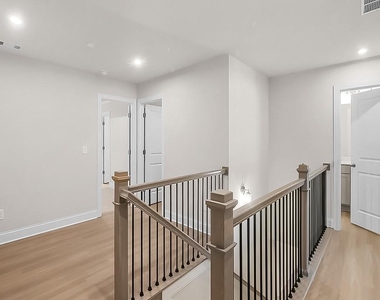 727 Stickley Oak Way - Photo Thumbnail 17
