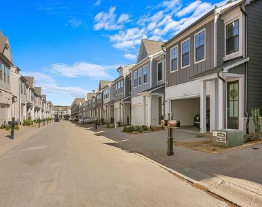 727 Stickley Oak Way - Photo Thumbnail 4