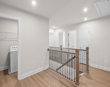 727 Stickley Oak Way - Photo Thumbnail 15