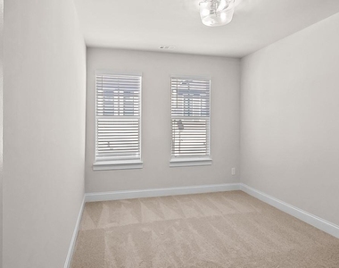 727 Stickley Oak Way - Photo Thumbnail 22