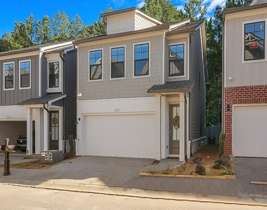 727 Stickley Oak Way - Photo Thumbnail 5