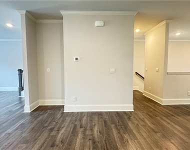 285 Vista Lane - Photo Thumbnail 13