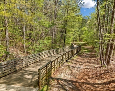 285 Vista Lane - Photo Thumbnail 39