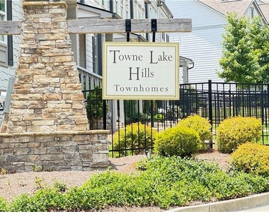 285 Vista Lane - Photo Thumbnail 36