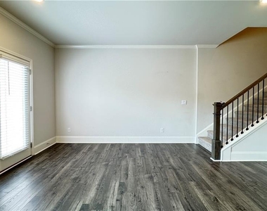 285 Vista Lane - Photo Thumbnail 17
