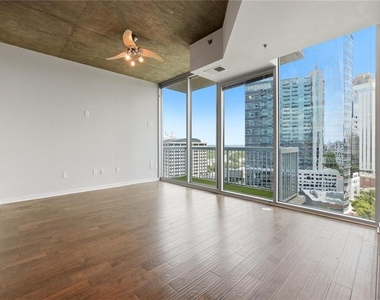 3324 Peachtree Road Ne - Photo Thumbnail 5