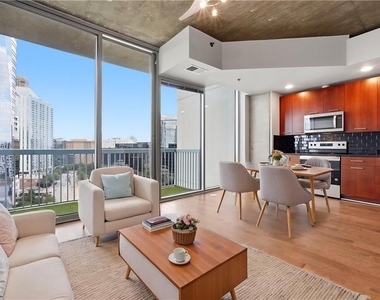 3324 Peachtree Road Ne - Photo Thumbnail 3