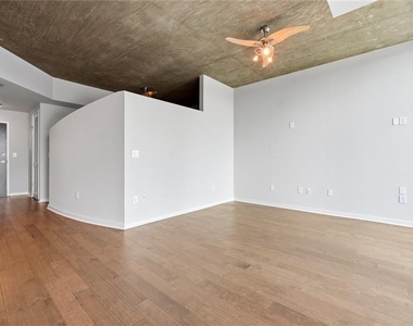 3324 Peachtree Road Ne - Photo Thumbnail 11