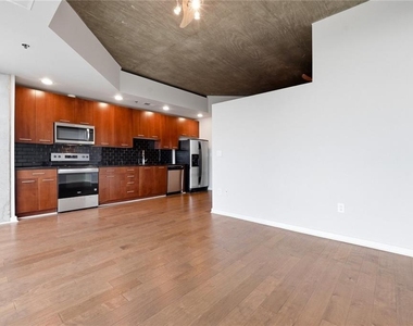 3324 Peachtree Road Ne - Photo Thumbnail 8