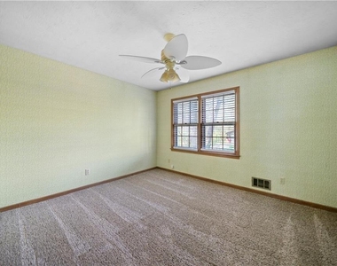 1131 Lafayette Drive Sw - Photo Thumbnail 11