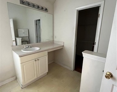 5420 Sapphire Circle - Photo Thumbnail 15