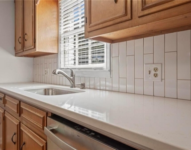 37 Skyview Circle - Photo Thumbnail 16