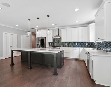 171 Bellehaven Drive - Photo Thumbnail 8