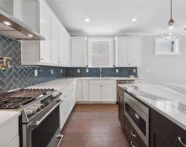 171 Bellehaven Drive - Photo Thumbnail 10