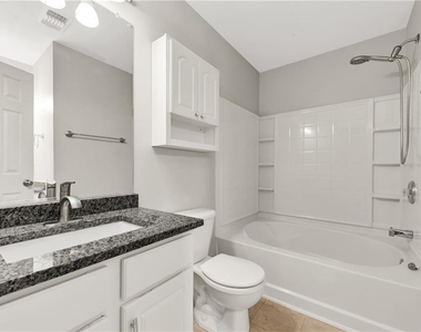 3160 Mill Springs Circle - Photo Thumbnail 17