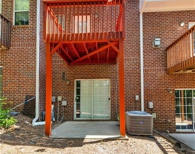 3160 Mill Springs Circle - Photo Thumbnail 26