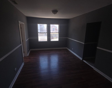 314 E 70th Street - Photo Thumbnail 11