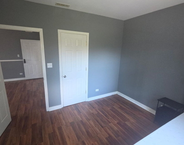 314 E 70th Street - Photo Thumbnail 9