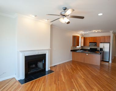 2427 W Augusta Boulevard - Photo Thumbnail 4