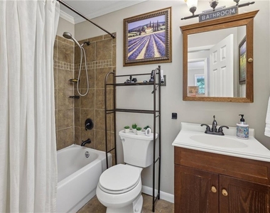 2172 Jonathon Lane Ne - Photo Thumbnail 12