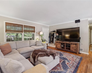 2172 Jonathon Lane Ne - Photo Thumbnail 3