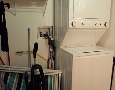 235 W Van Buren Street - Photo Thumbnail 7