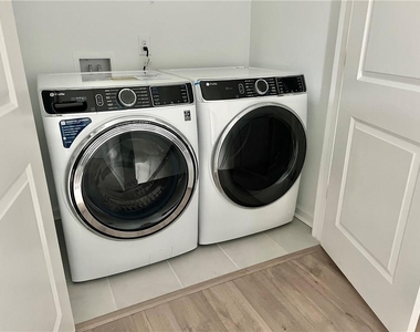 1651 Wellborn Walk - Photo Thumbnail 13