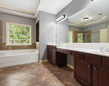 3888 Fairhill Point - Photo Thumbnail 42