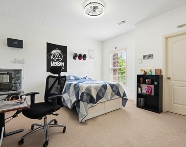 3888 Fairhill Point - Photo Thumbnail 46