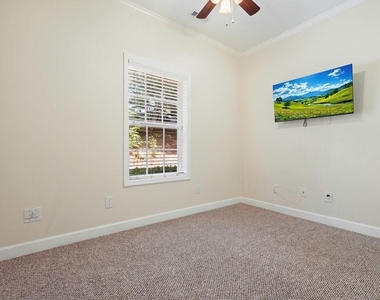 3888 Fairhill Point - Photo Thumbnail 31