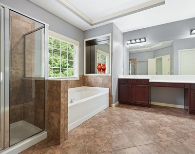3888 Fairhill Point - Photo Thumbnail 39