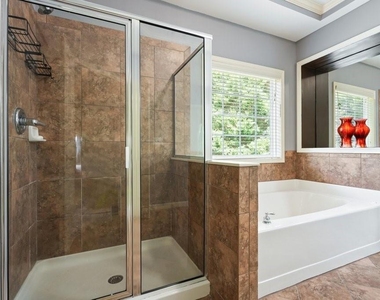 3888 Fairhill Point - Photo Thumbnail 40