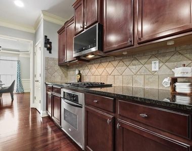 3888 Fairhill Point - Photo Thumbnail 17