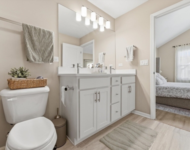 30w023 Brayman Court - Photo Thumbnail 21