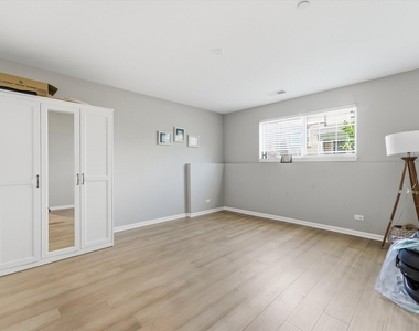 30w023 Brayman Court - Photo Thumbnail 27