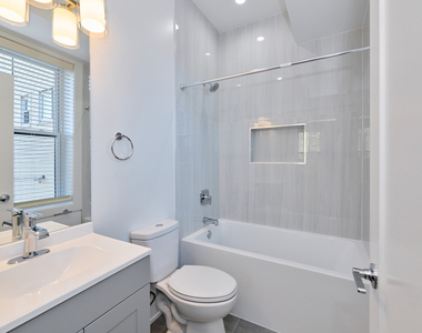 2868 W 21st Place - Photo Thumbnail 9