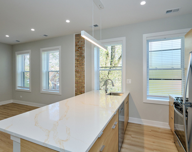 2868 W 21st Place - Photo Thumbnail 3
