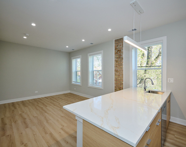 2868 W 21st Place - Photo Thumbnail 2