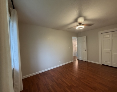 2192 Wildwood Lane - Photo Thumbnail 4