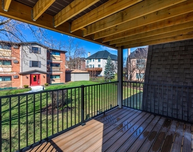 716 W 65th Street - Photo Thumbnail 9