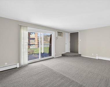 716 W 65th Street - Photo Thumbnail 10
