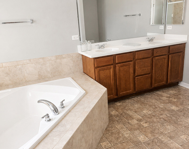1230 Bellows Way - Photo Thumbnail 17