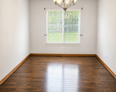 1462 Glen Ellyn Road - Photo Thumbnail 2