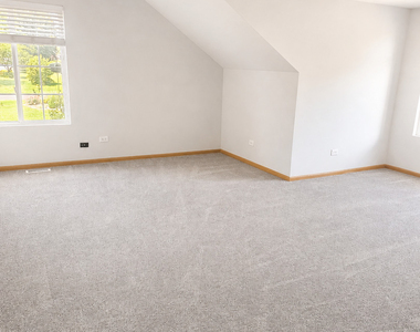1462 Glen Ellyn Road - Photo Thumbnail 12