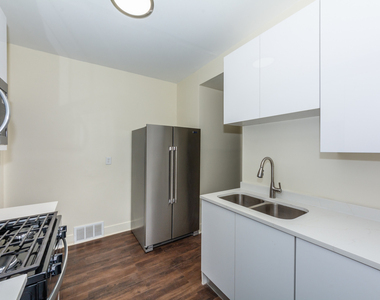 56 W 76th Street - Photo Thumbnail 9