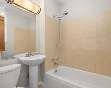 448 W Wrightwood Avenue - Photo Thumbnail 6